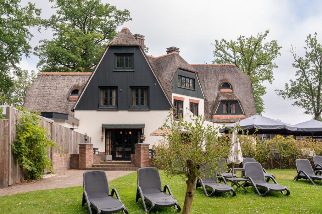 Sauna in het wellnesscentrum, van buiten